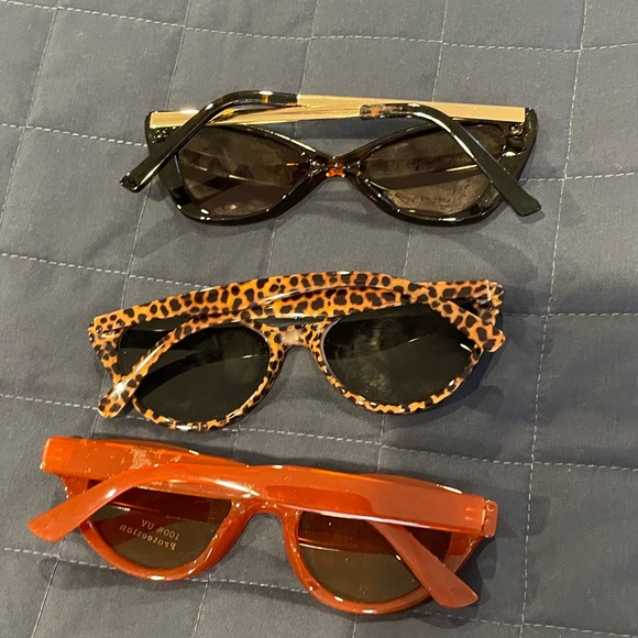 Lot of 3 Cat Eye Sunglasses - Picture 3 of 3
